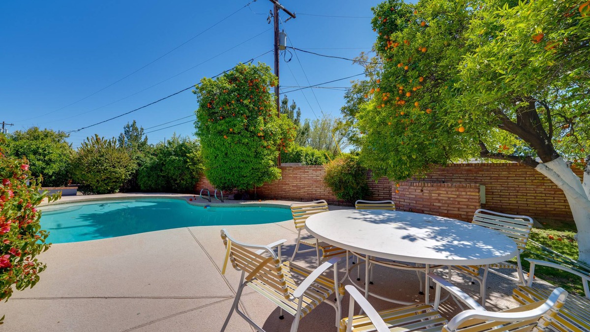 Arcadia Apartment | 10 Mi to Dtwn Phoenix: Studio w/Outdoor Kitchen!