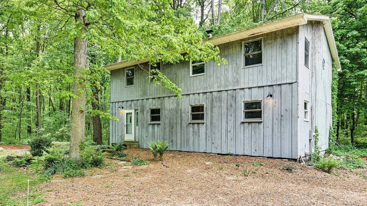 Granger House | 10 Mi to Notre Dame: Family Retreat in Granger