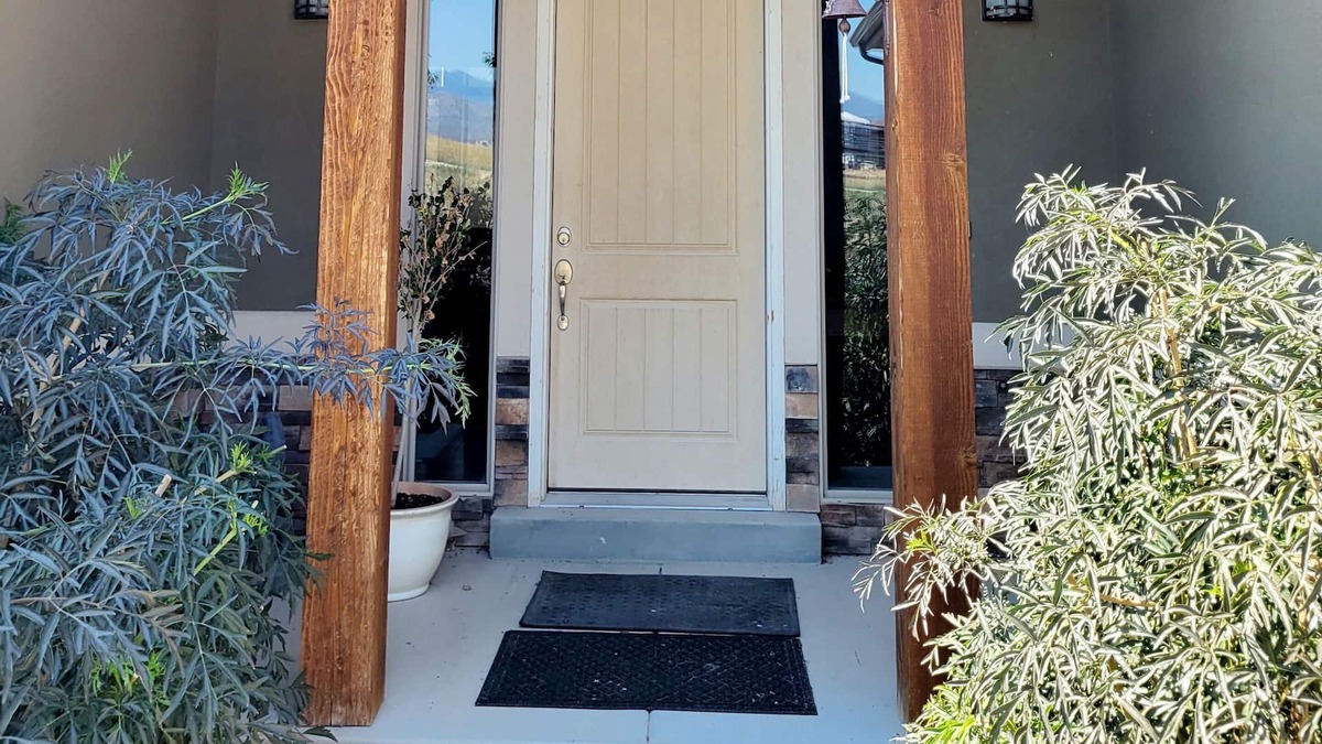 Park City House | 10 min from Park City! Spacious private mountain retreat with a starry night sky