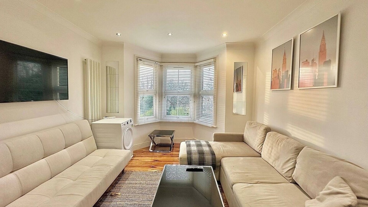 Streatham Hill Apartment | 10 min walk to tube station