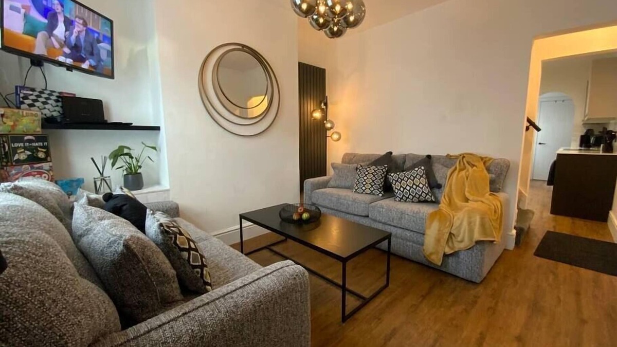 Lincoln House | 10 Minutes from Lincoln City Centre - Egon's House