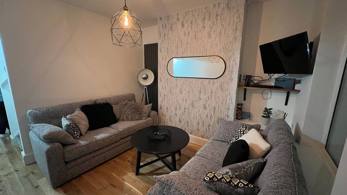 Lincoln House | 10 Minutes from Lincoln City Centre - Ida’s Place