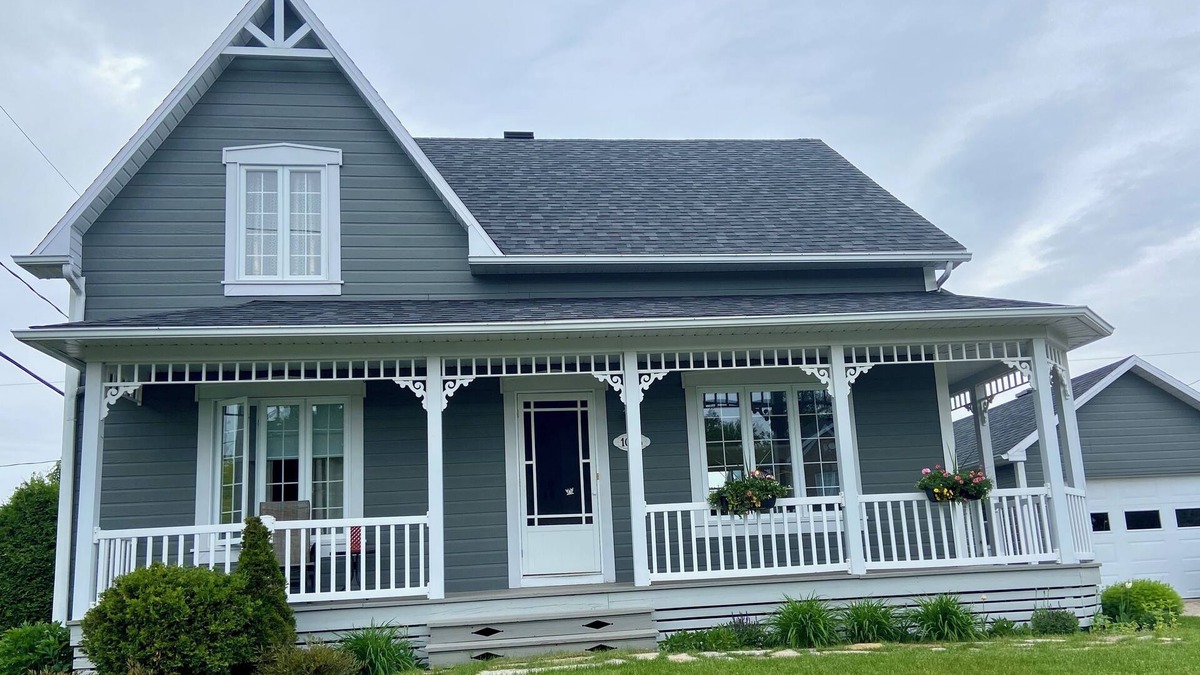 Breakeyville House | 10 minutes from the bridges, magnificent house in a quiet area