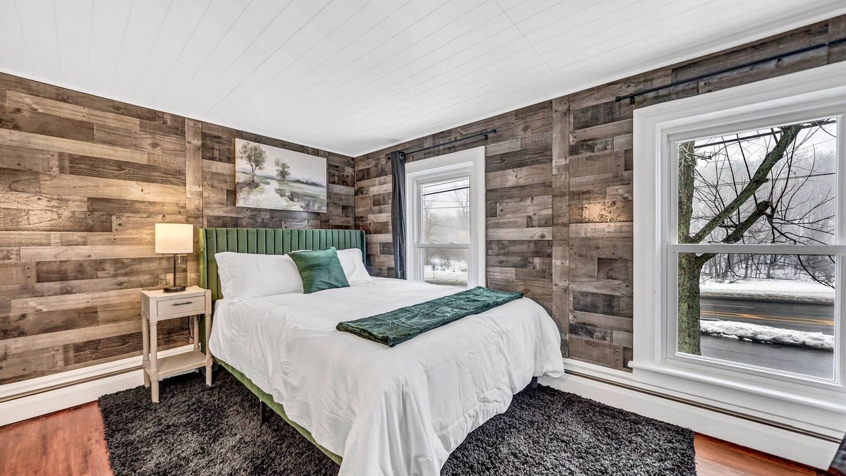 Athol Springs Apartment | 10 minutes to Bills Stadium + Free Parking