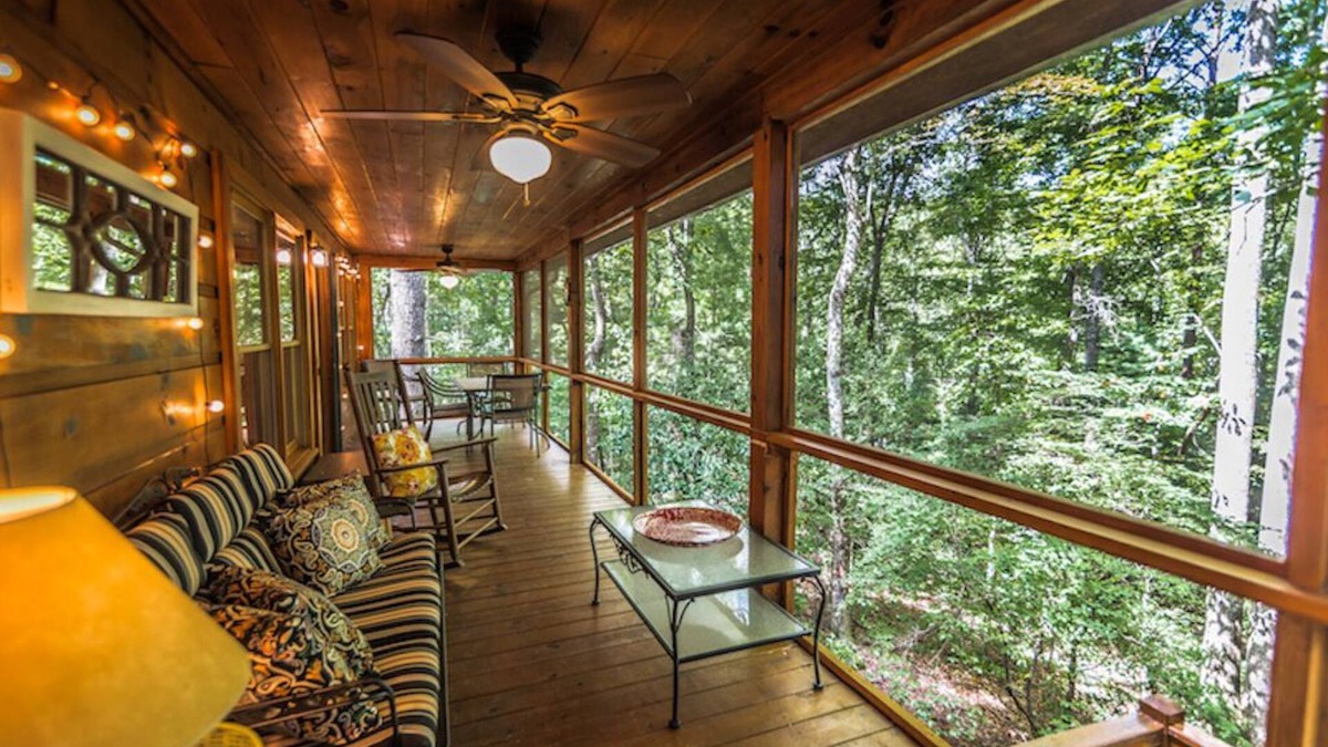 Blue Ridge Cabin | 10 Minutes to Downtown Blue Ridge - Sleeps 4