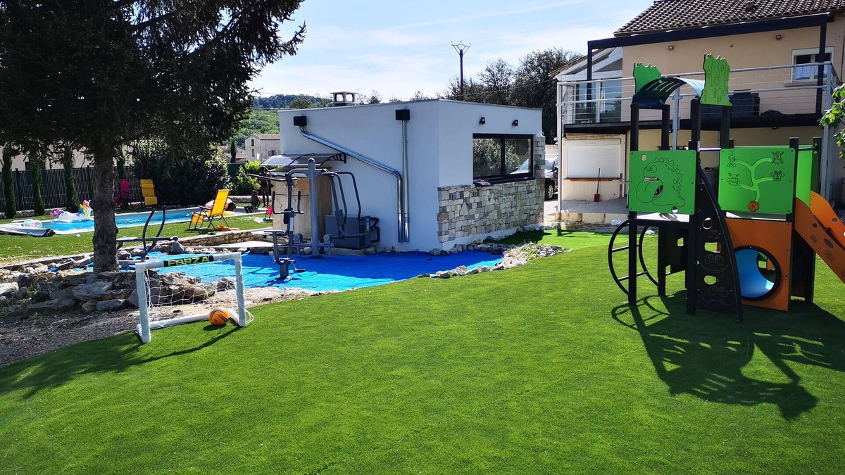 Saint-Martin-de-Valgalgues Other | 10 person house to rent in the Gard- Heated swimming pool-Play area