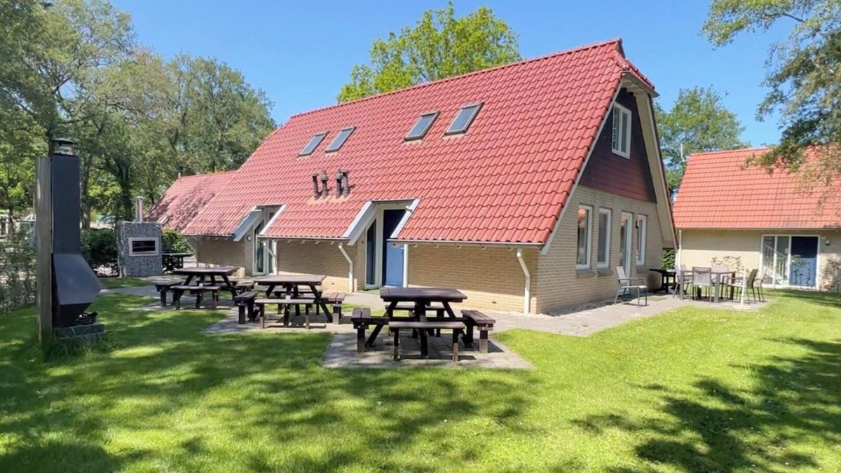Westerbork House | 10-Person Comfort Villa