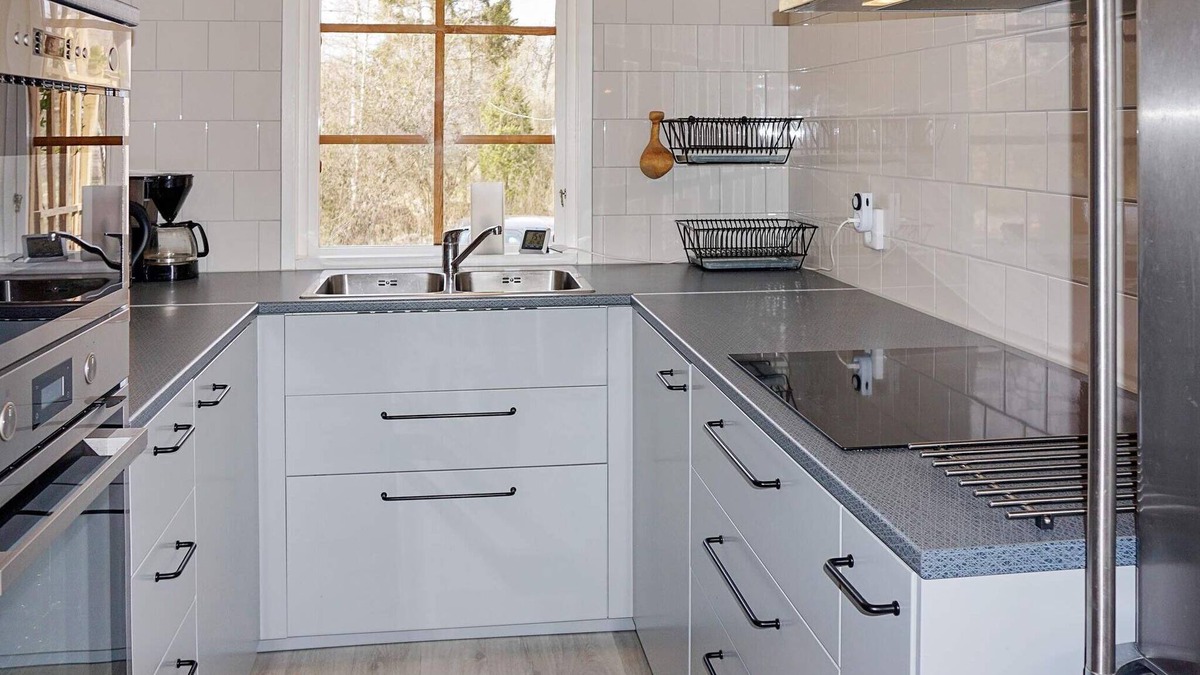 Tofta House | 10 person holiday home in Rockneby