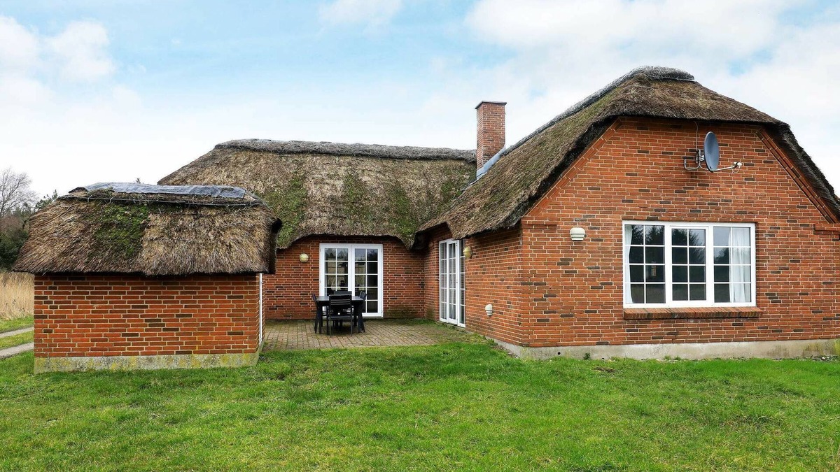 Øby House | 10 person holiday home in Ulfborg-By Traum