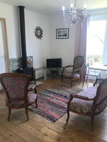 Fougerolles-du-Plessis House | 10 Rue Bardeau,Fougerolle du Plessis,France,53190