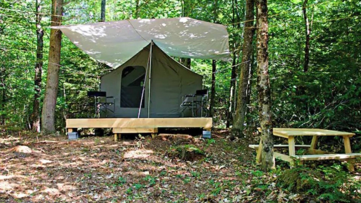 North Jay RV Rental | 100 Acre Whispering Woods