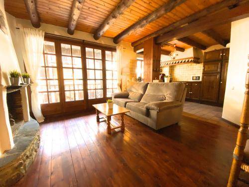 Mas de Ribafeta Apartment | 100 m² Apartment ∙ 3 bedrooms ∙ 6 guests