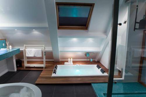 Abcoude Apartment | 100 m² Apartment ∙ 1 bedroom ∙ 2 guests