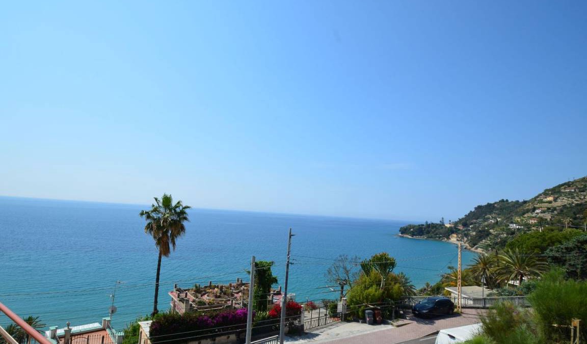 Bordighera Apartment | 100 m² Apartment ∙ 3 bedrooms ∙ 5 guests