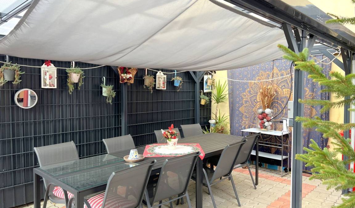 Gloggnitz Apartment | 100 m² Apartment ∙ 2 bedrooms ∙ 5 guests