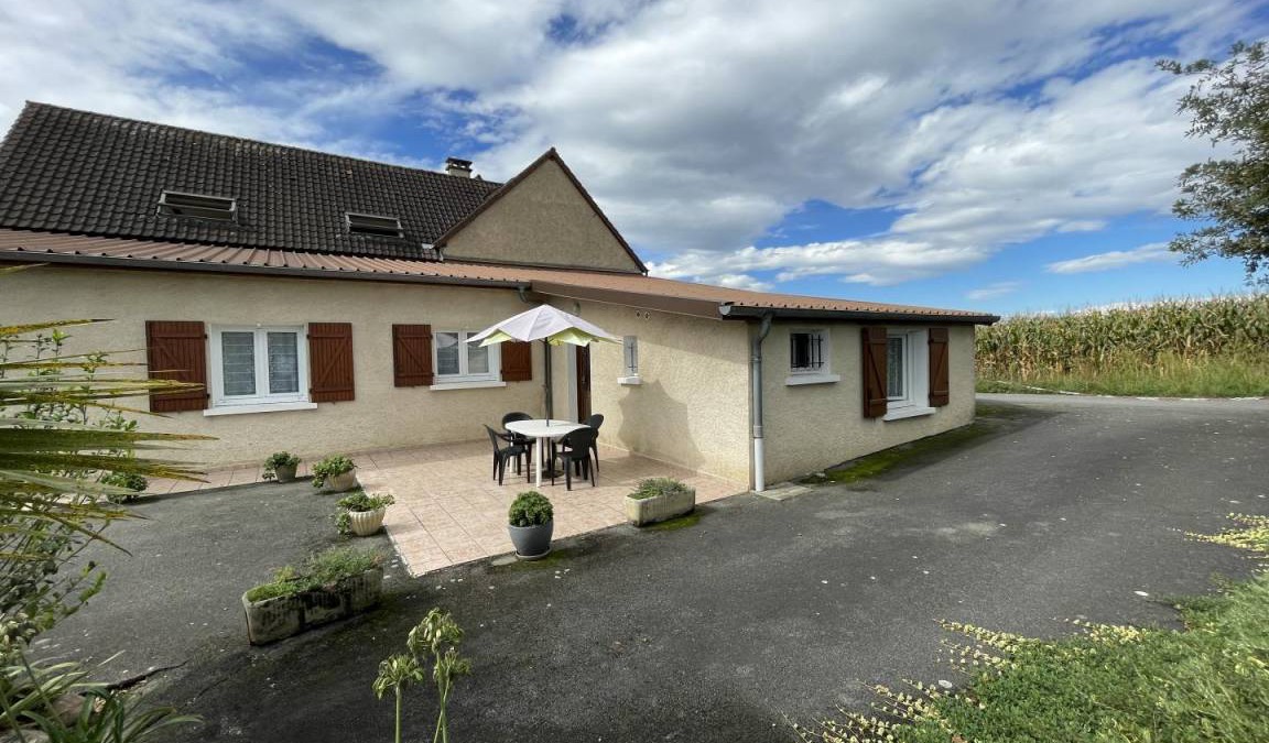 Espoey House | 100 m² Gîte ∙ 2 bedrooms ∙ 4 guests