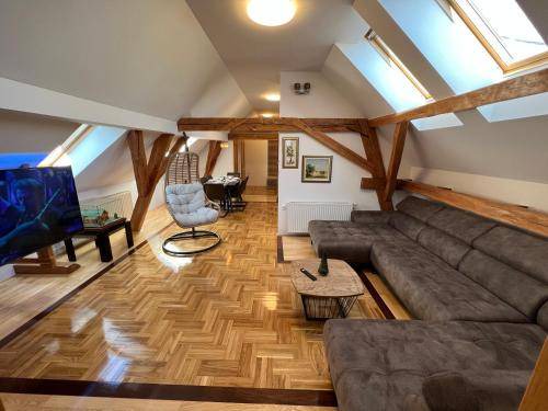 Nasice Hotel | 100 m² Hotel ∙ 2 bedrooms ∙ 4 guests