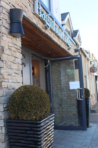 Fethard on Sea Hotel | 100 m² Hotel ∙ 3 bedrooms ∙ 6 guests