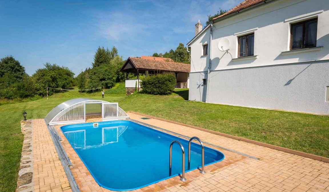 Bezdekov House | 100 m² House ∙ 2 bedrooms ∙ 6 guests