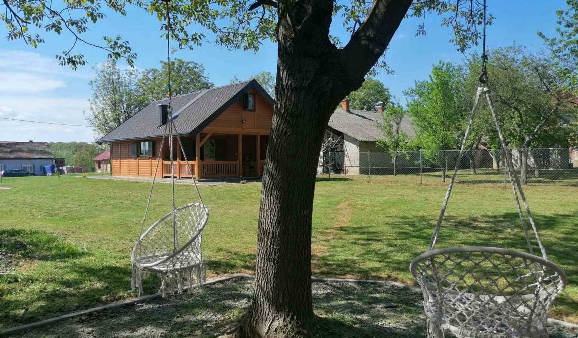 Pleternica House | 100 m² House ∙ 2 bedrooms ∙ 5 guests