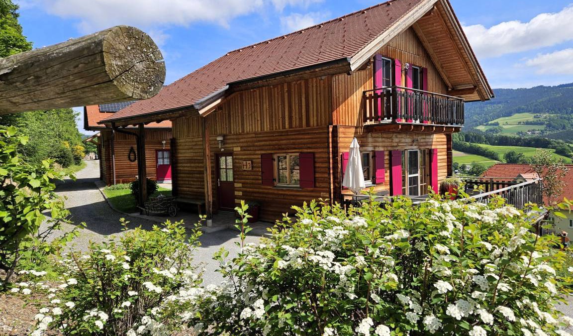 Poellauberg House | 100 m² House ∙ 3 bedrooms ∙ 6 guests
