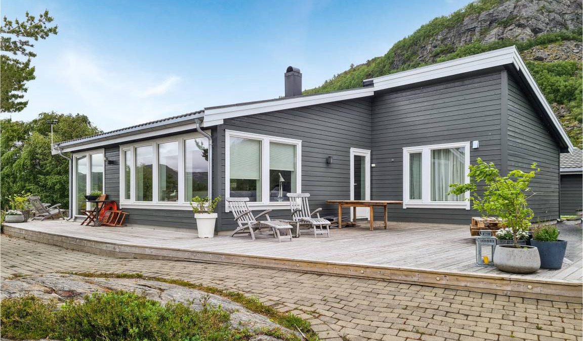 Afjord House | 100 m² House ∙ 3 bedrooms ∙ 9 guests