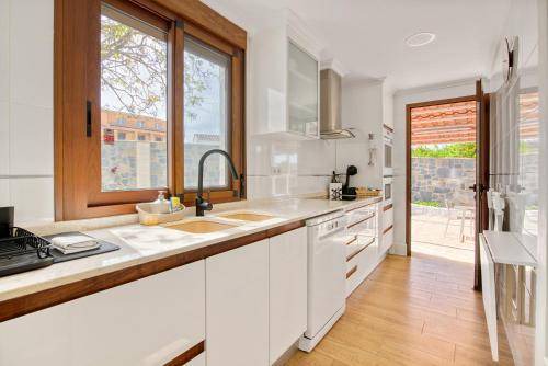 Macastre House | 100 m² House ∙ 3 bedrooms ∙ 10 guests