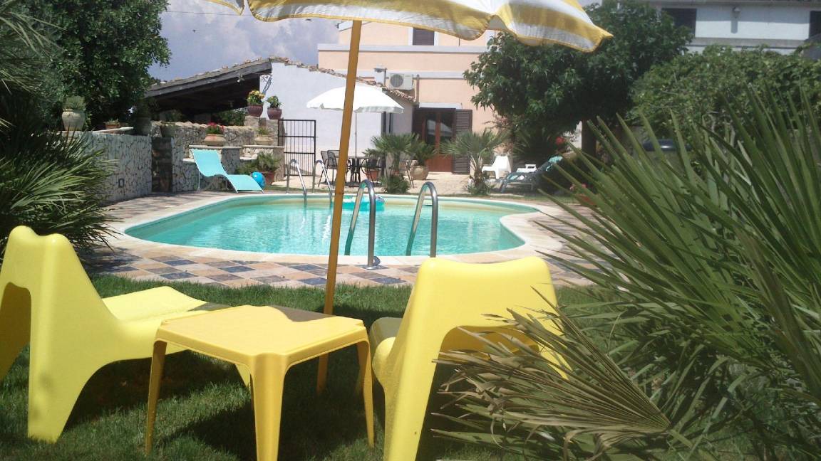 Tresauro House | 100 m² House ∙ 3 bedrooms ∙ 6 guests