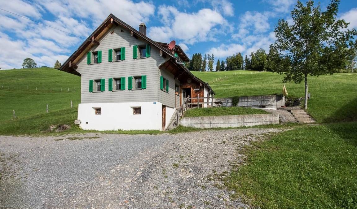 Giswil House | 100 m² House ∙ 5 bedrooms ∙ 9 guests
