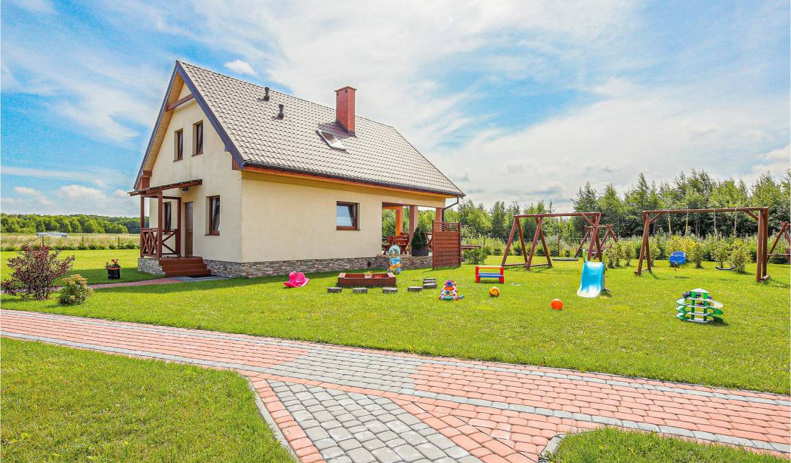 gmina Bedzino House | 100 m² House ∙ 3 bedrooms ∙ 8 guests