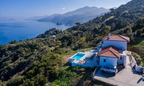 Xanthi Region Villa | 100 m² Villa ∙ 2 bedrooms ∙ 5 guests