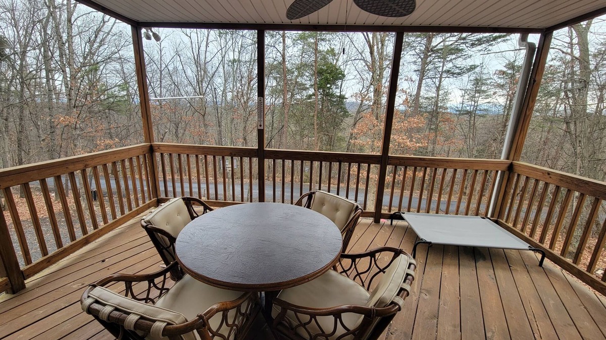 Mount Jackson House | 100 Maple at Bryce Resort: Sauna, Games & Firepit!