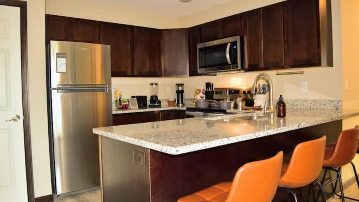Rosemount Apartment | 100 - New, Modern & Comfortable 2 Bedroom Apt