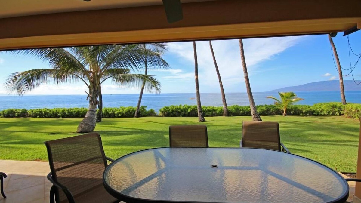 Historic Lahaina Front Street House | 100% Renovated Top-Quality Premium Townhome #43-1