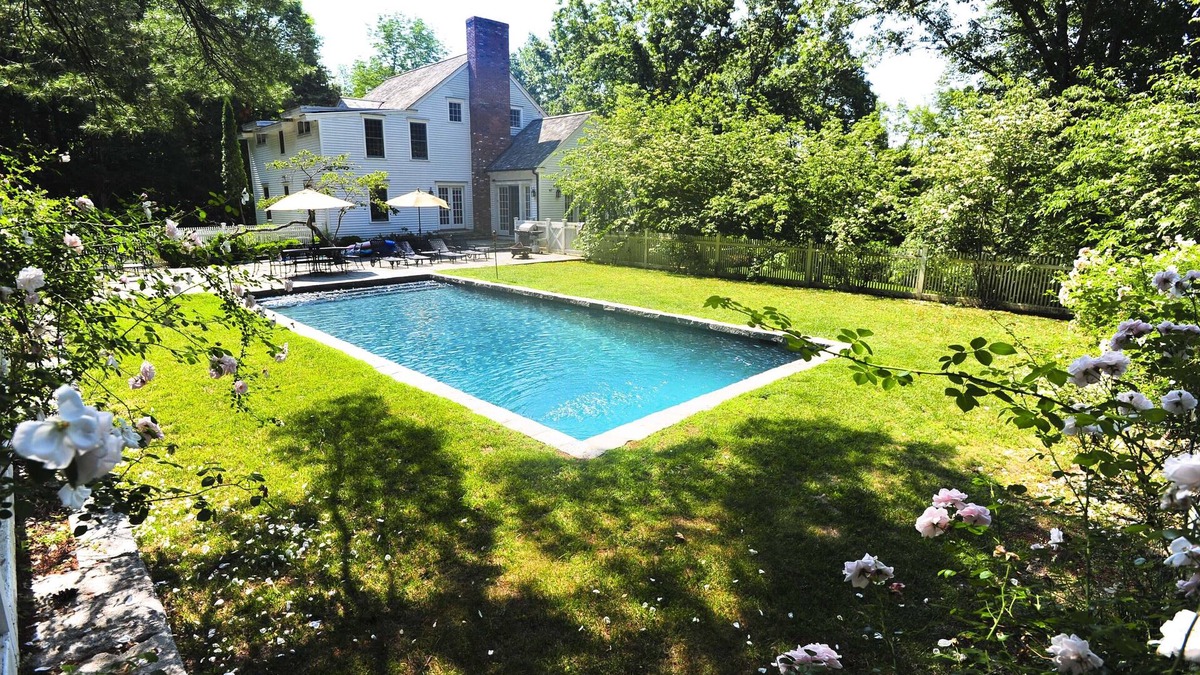 Roxbury House | 100% ROXBURY! PoshPadsCT "JUDD'S BRIDGE" 1.5Hrs NYC, 5BR, Ski, Pool, Pond, BBQ