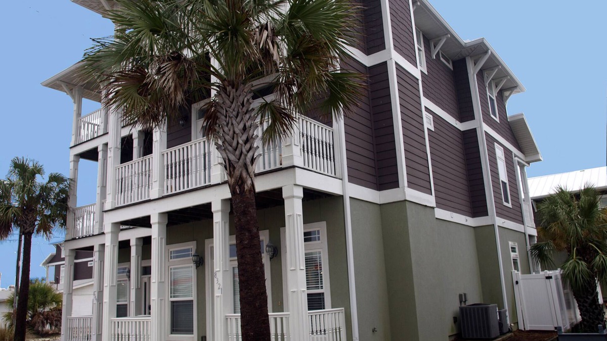 Bel Air House | 100 Yards to Beach: 3 King Beds, Bunks, HEATED PRIVATE POOL - 5 Baths