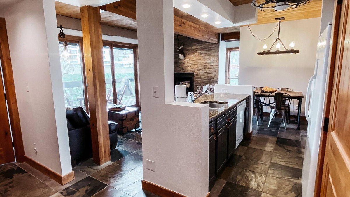 Crested Butte Condo | 100 Yards to West Wall Lift, Bus Shuttle Across Parking Lot