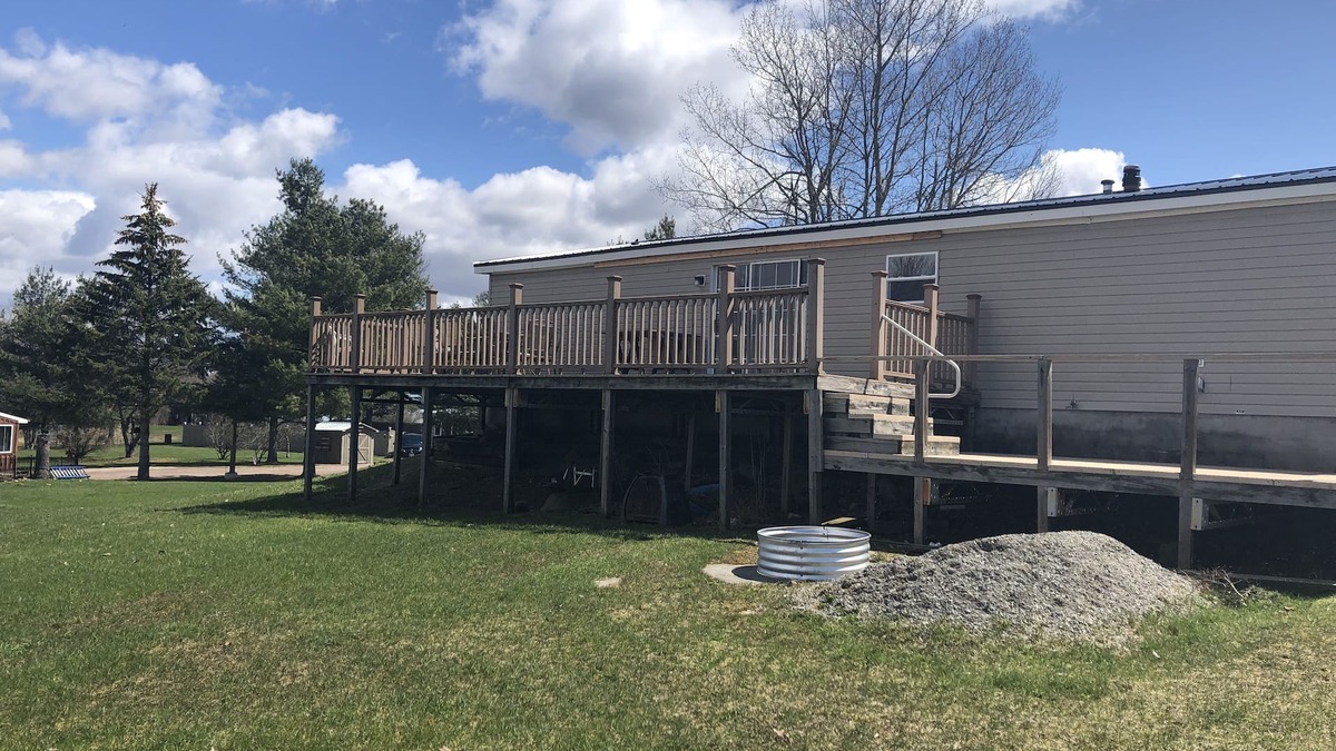 Fishers Landing Cottage | 1000 Islands Cottage minutes from free boat launch!