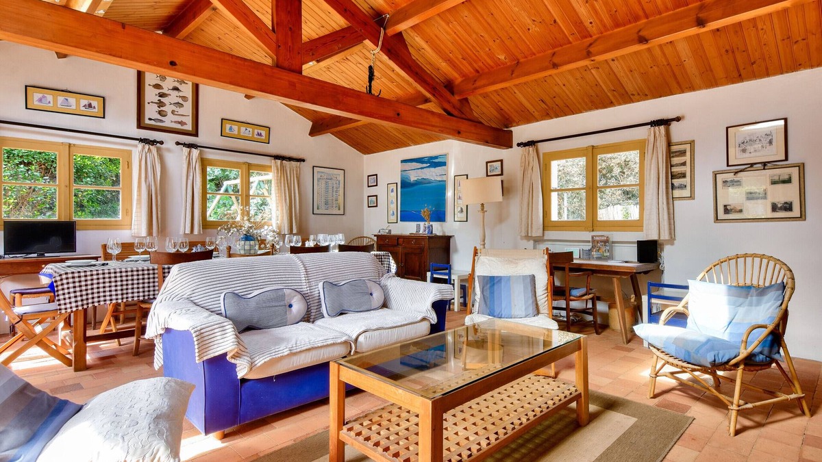 Noirmoutier-en-l'Ile Ski Chalet | 100m from the beach-6 adults/4 children-Garden