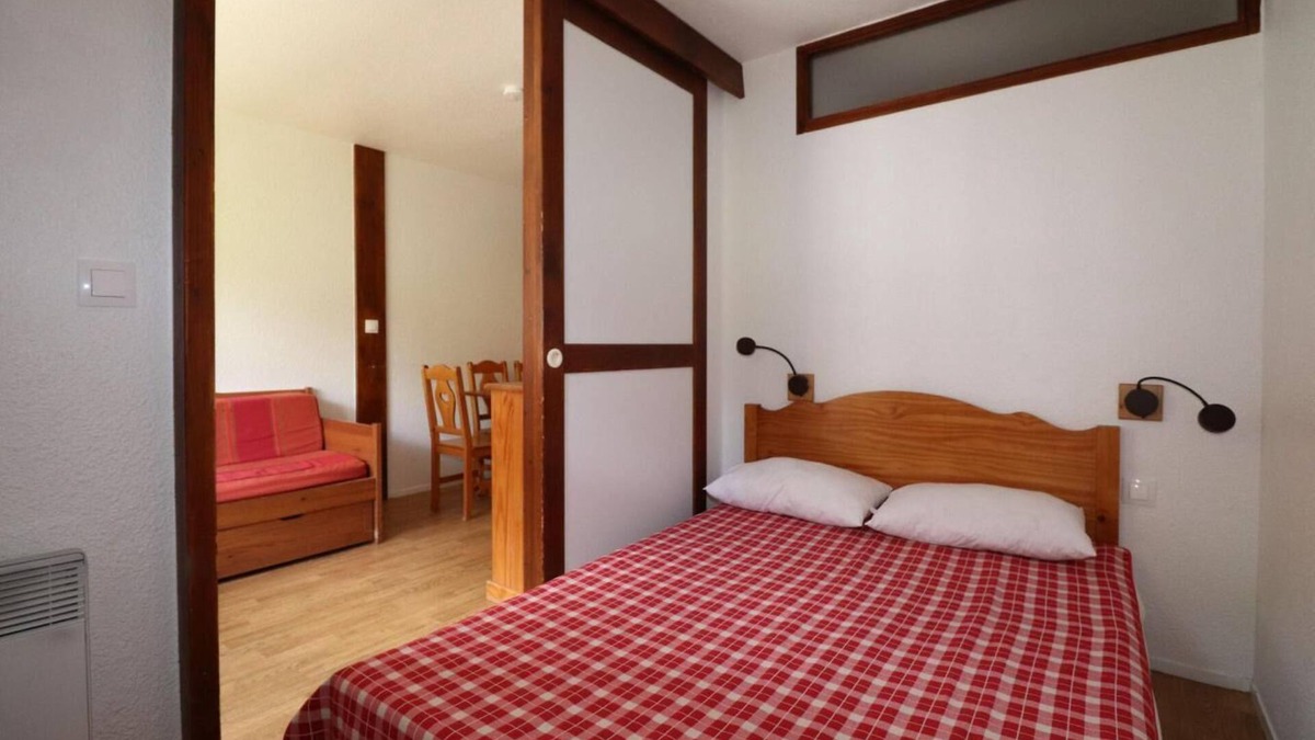 Tignes Apartment | 100m from ski slopes, 3rd floor, terrace, balcony, tv, ski locker, 29m², Tignes