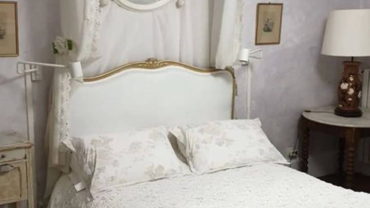 Florac Apartment | 100m² apartment in townhouse in the heart of Florac