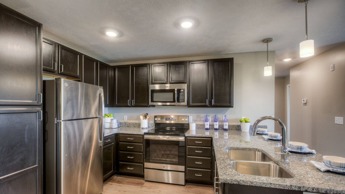 Fremont Apartment | 102-Fremont Oasis, Vegas-Style Pool & Clubhouse!