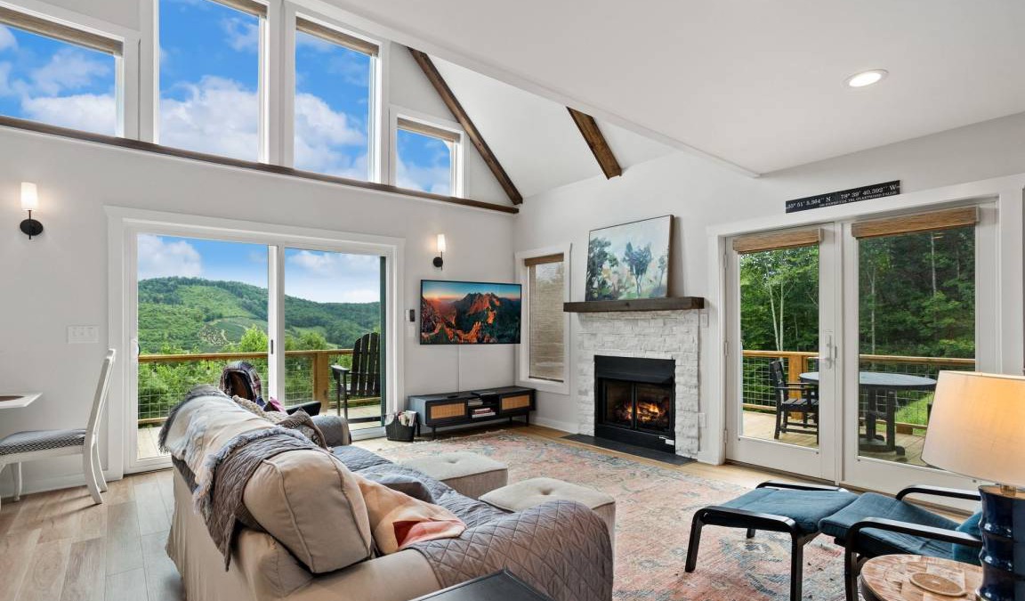 Fleetwood Cabin | 102 m² Cabin ∙ 2 bedrooms ∙ 6 guests