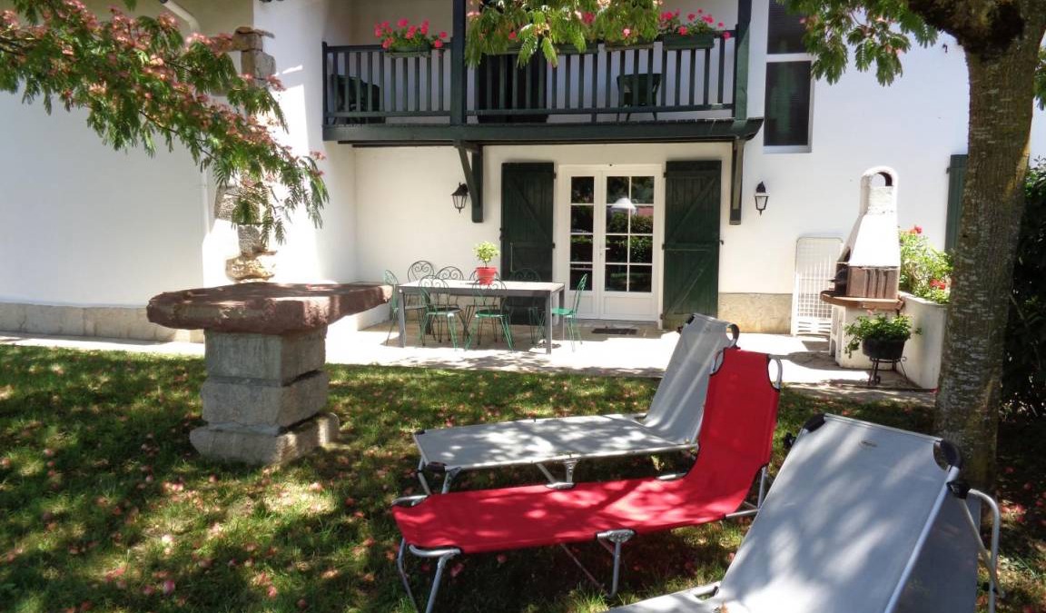 Mendive House | 102 m² Gîte ∙ 3 bedrooms ∙ 6 guests