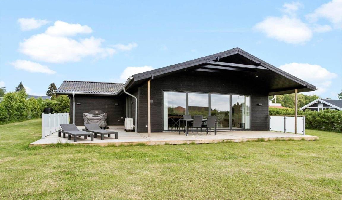 Pøt Strandby House | 102 m² House ∙ 3 bedrooms ∙ 6 guests