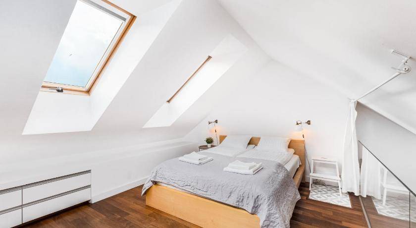 Nowe Miasto Apartment | 103 m² Apartment ∙ 2 bedrooms ∙ 6 guests
