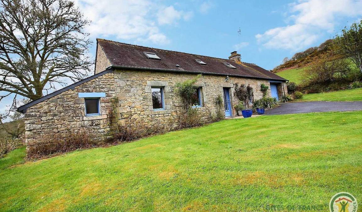 Mellionnec House | 103 m² Gîte ∙ 3 bedrooms ∙ 6 guests