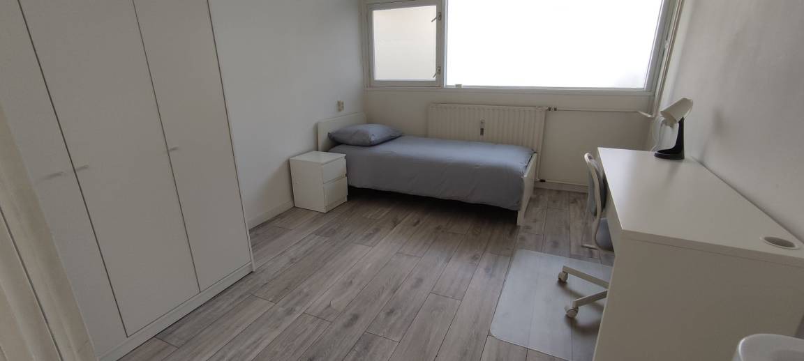 Municipality of Capelle aan den IJssel Resort | 104 m² Private room ∙ 1 bedroom ∙ 5 guests