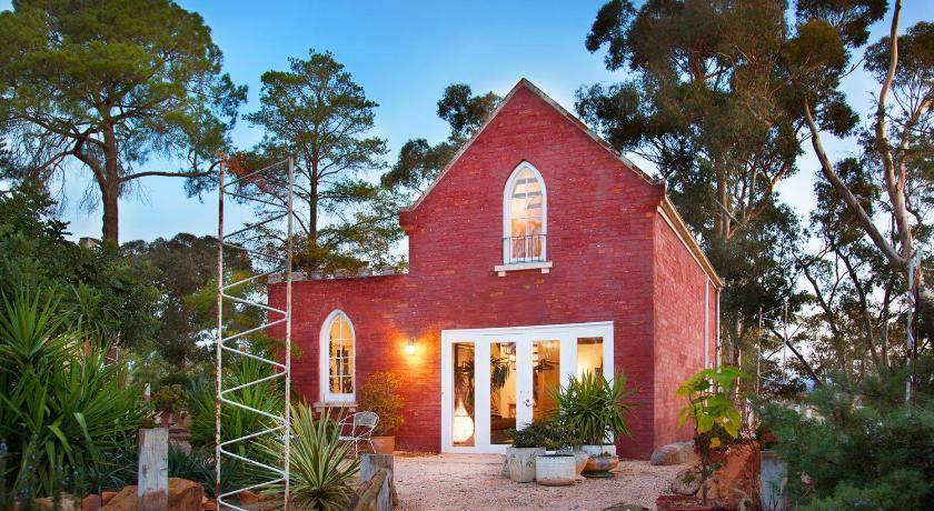 Castlemaine Bed & Breakfast | 105 m² Bed and breakfast ∙ 2 bedrooms ∙ 6 guests