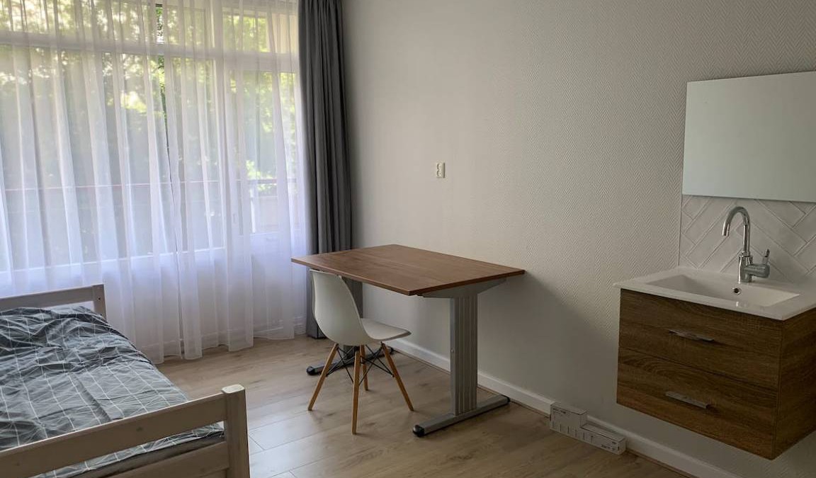Municipality of Capelle aan den IJssel Resort | 107 m² Private room ∙ 1 bedroom ∙ 1 guest